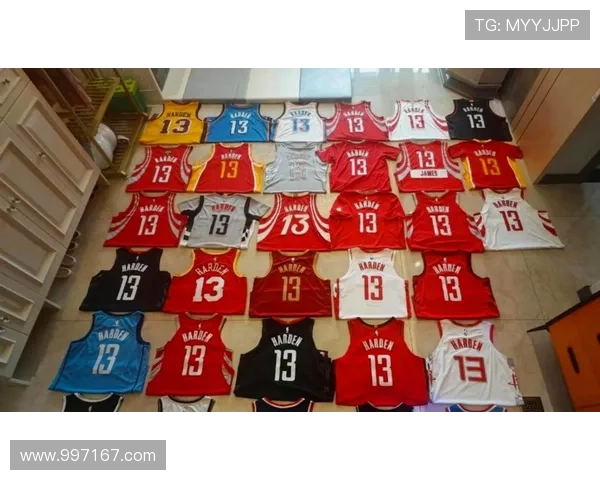 斯特鲁斯29分难阻骑士大胜热火